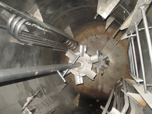 Реактора химические 1 м3;2м3;  2,5 м3;  4 м3;  5 м3; 6,3 м3 аппараты с перемешивающим устройством